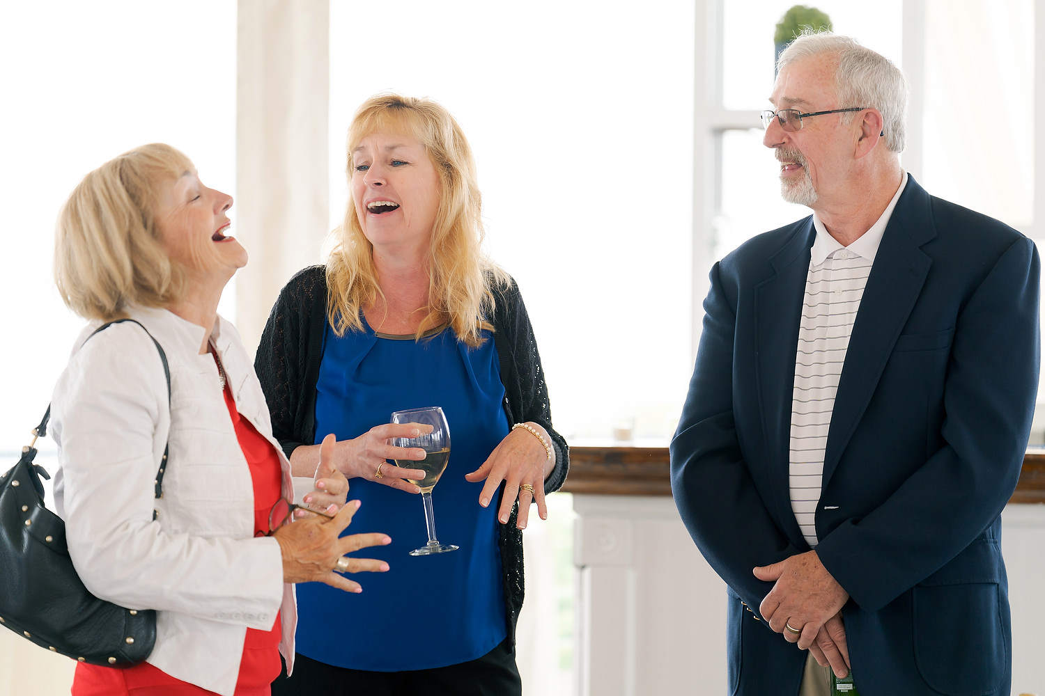 Rehearsal dinner & wedding session in OceanCliff Hotel Newport 13