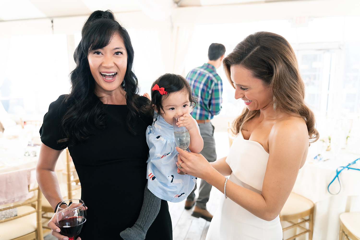 Rehearsal dinner & wedding session in OceanCliff Hotel Newport 65