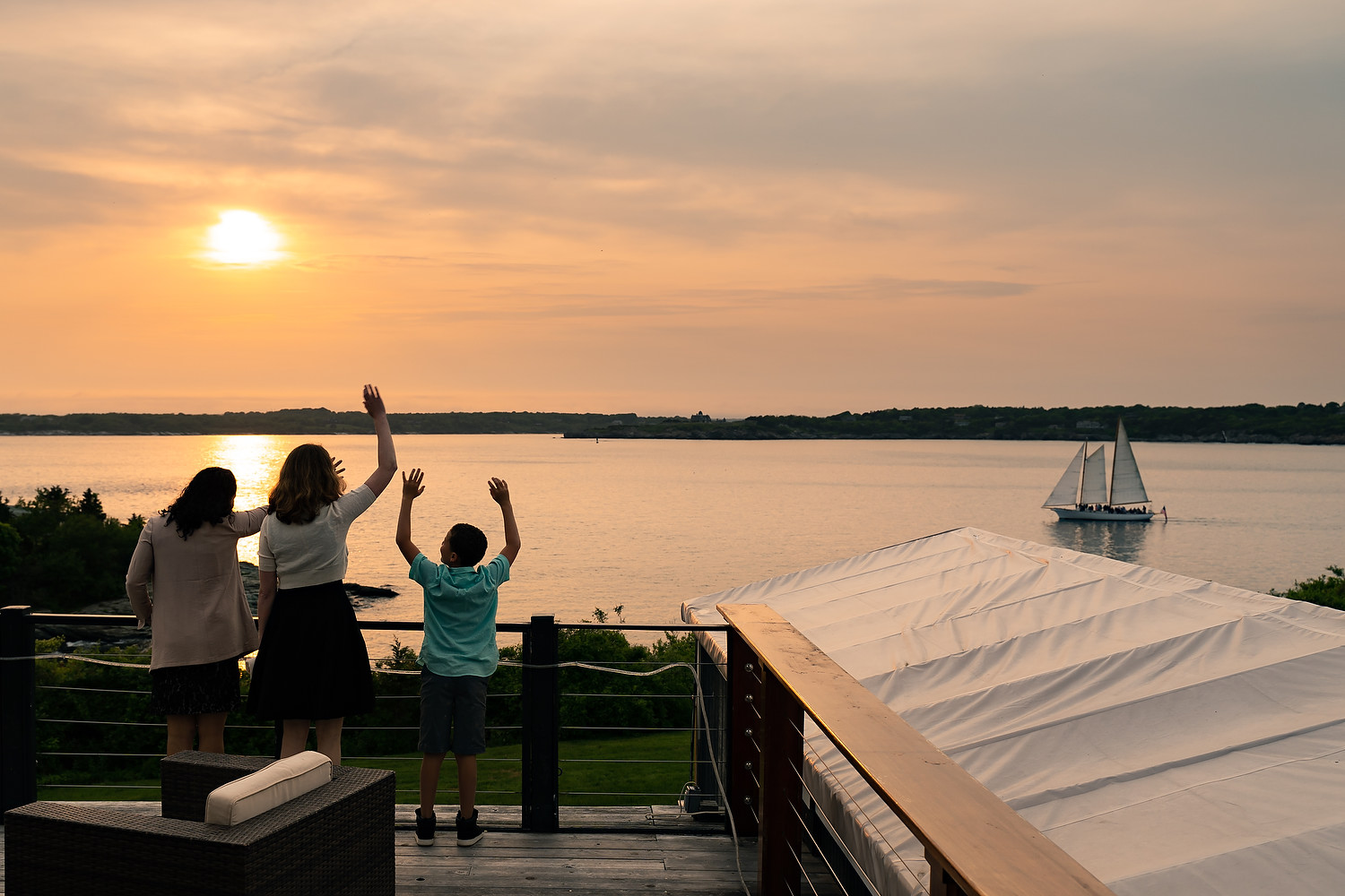 Rehearsal dinner & wedding session in OceanCliff Hotel Newport 95