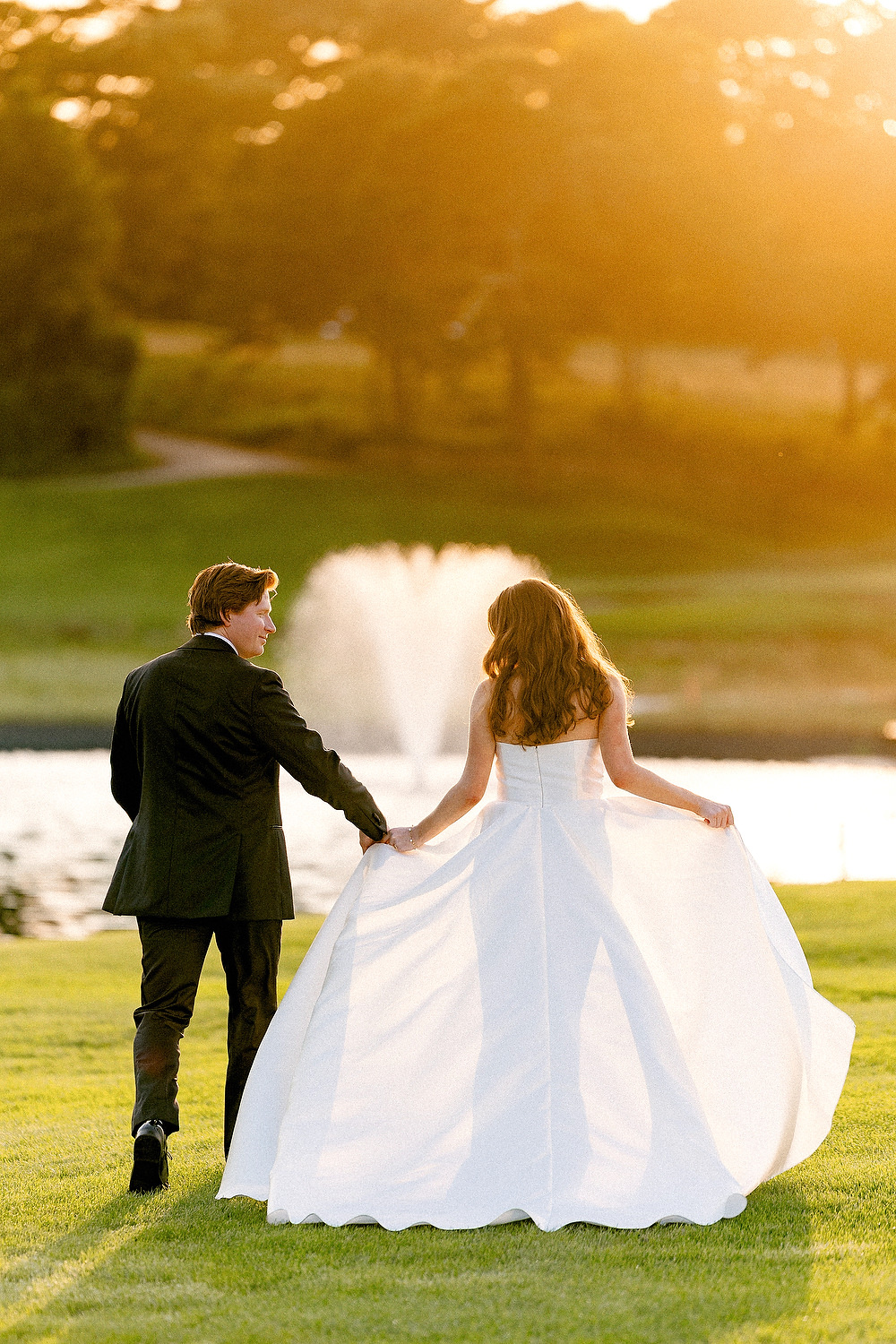 Bride and groom on Willowbend golf course in Mashpee MA